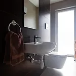 The Address Seafront With Hot Tub