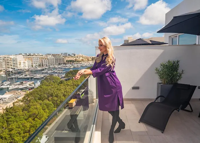 Διαμέρισμα The Address Seafront With Hot Tub Pietà