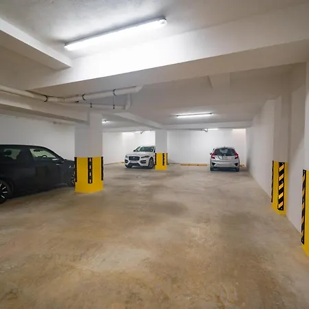 The Address Seafront With Hot Tub Διαμέρισμα Pietà