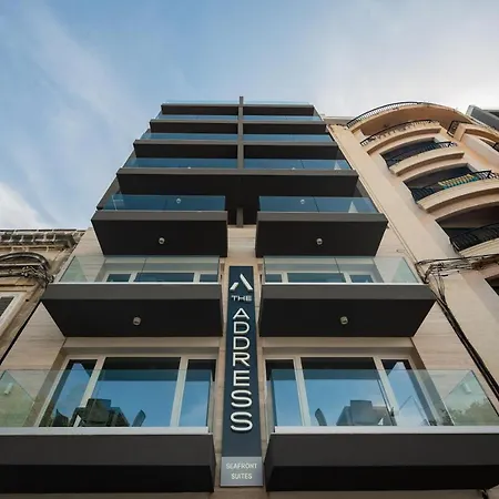 The Address Seafront With Hot Tub * Pietà